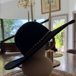 BCBGMAXAZRIA black wool wide hat